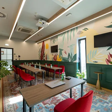 Indigo By Ihg Hotel 4*