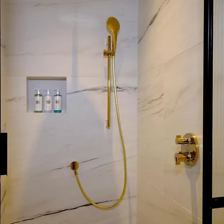 Indigo By Ihg Отель Белград