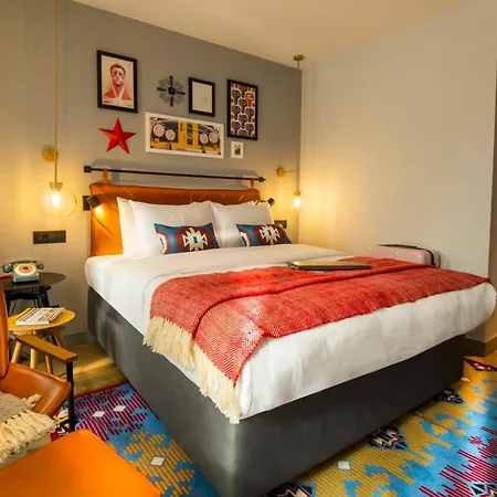 Indigo By Ihg Отель 4*